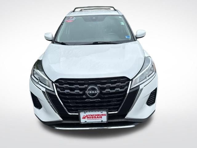 Used 2024 Nissan Kicks SV w/ Interior Electronics Package FWD image 9