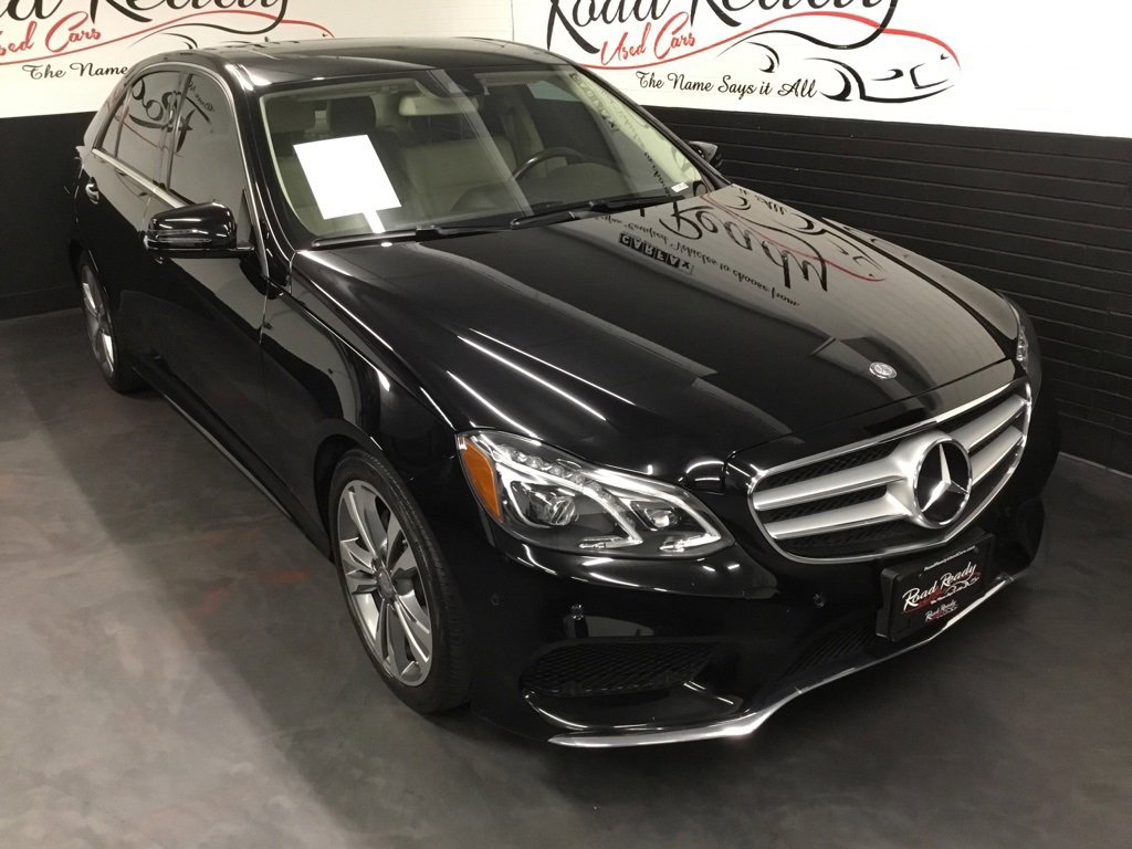 Used 2016 Mercedes-Benz E 350 4MATIC Sedan image 2