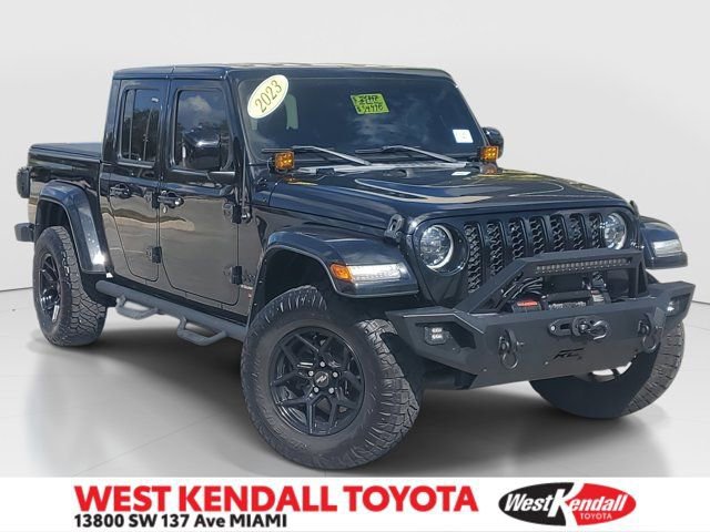 Used 2023 Jeep Gladiator Overland AWD/4WD video 1