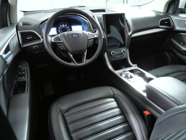 Certified 2024 Ford Edge SEL w/ Convenience Package image 4