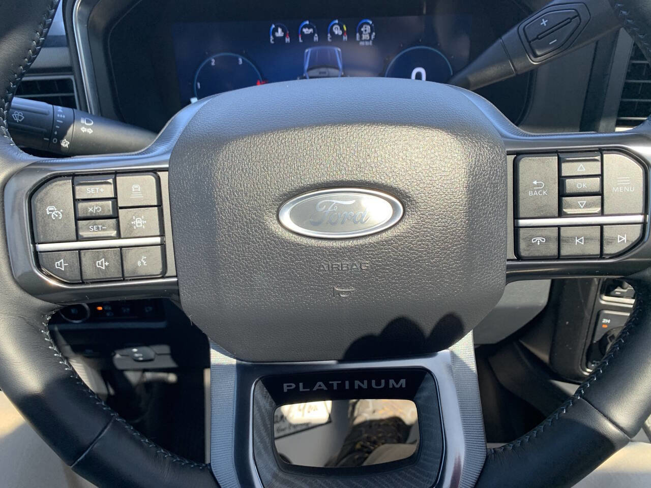 Used 2025 Ford F250 Platinum AWD/4WD image 21