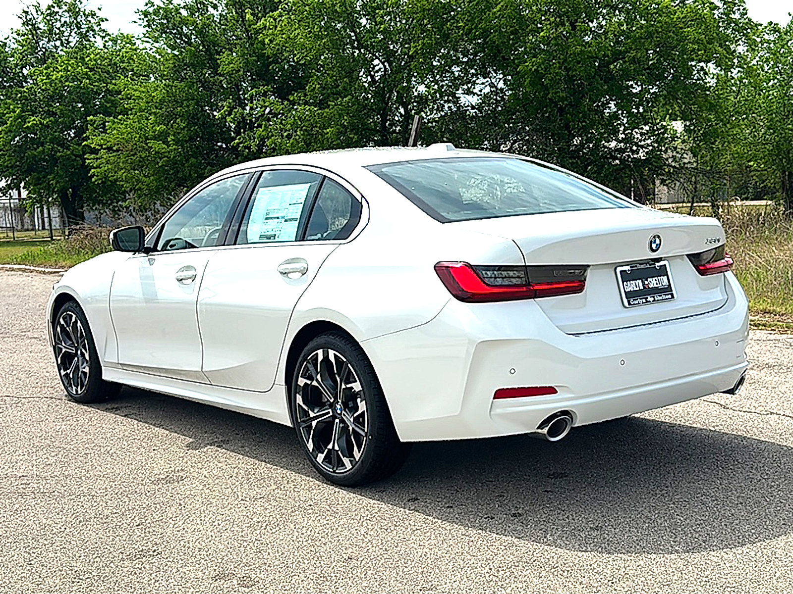 New 2026 BMW 330i Sedan w/ Premium Package RWD image 6