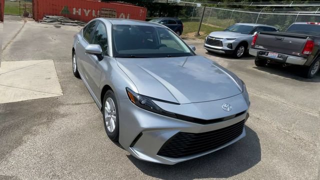 Used 2026 Toyota Camry LE w/ Convenience Package FWD image 4