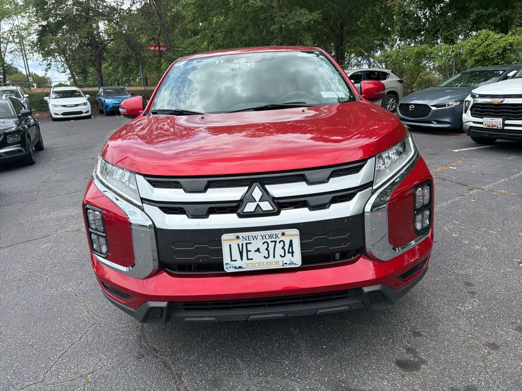 Used 2025 Mitsubishi Outlander Sport SE AWD/4WD image 5