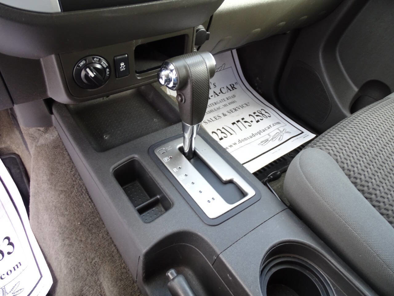 Used 2013 Nissan Frontier SV image 22