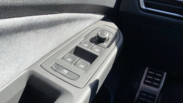 New 2026 Volkswagen Golf w/ Euro Style Package AWD/4WD image 18