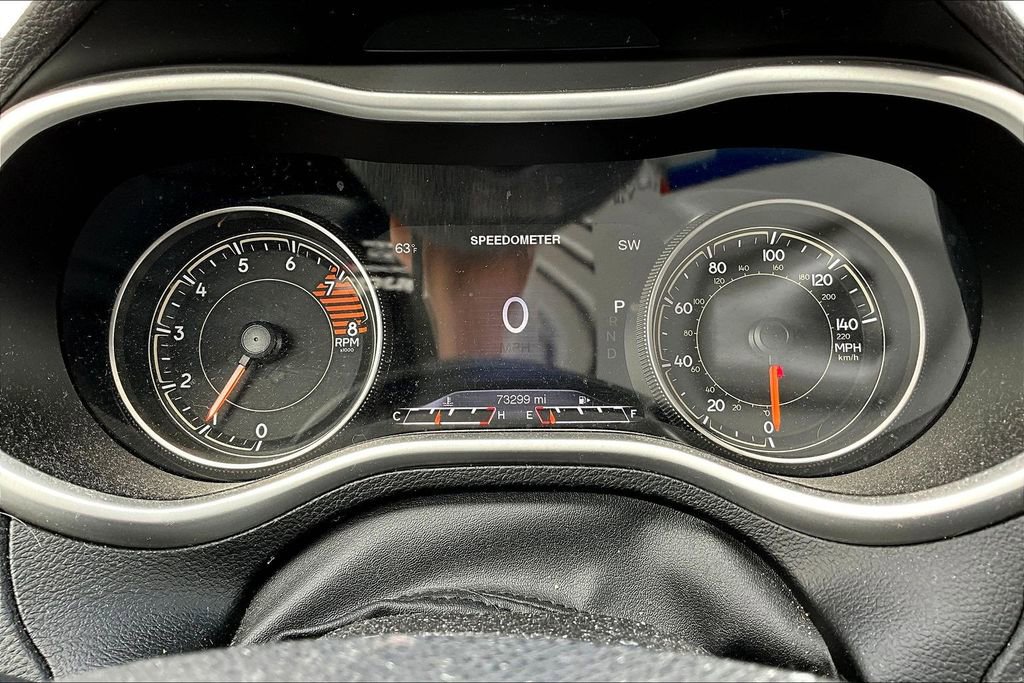 Used 2016 Jeep Cherokee Trailhawk w/ Comfort/Convenience Group image 8