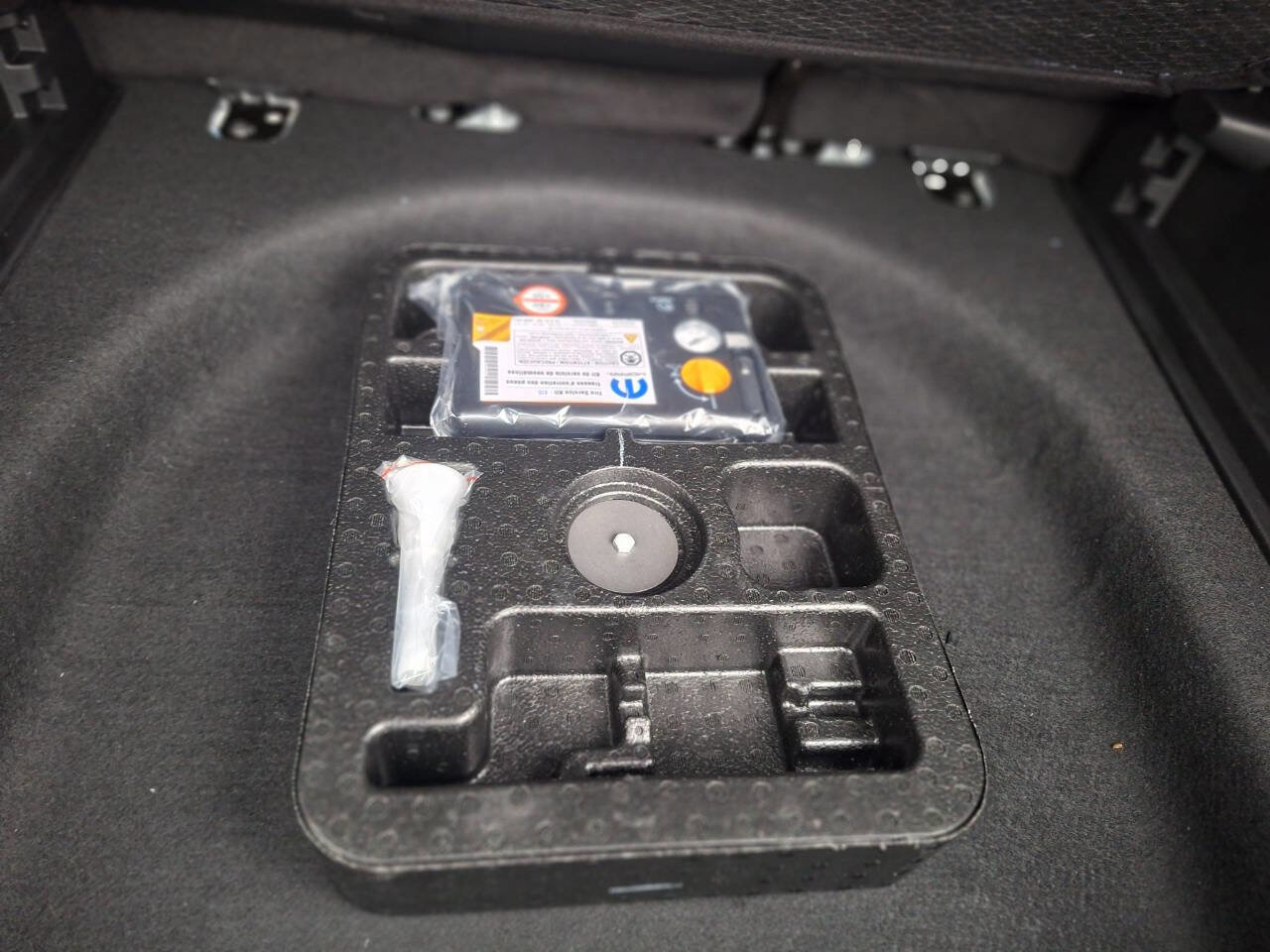 New 2026 Jeep Compass Limited image 21