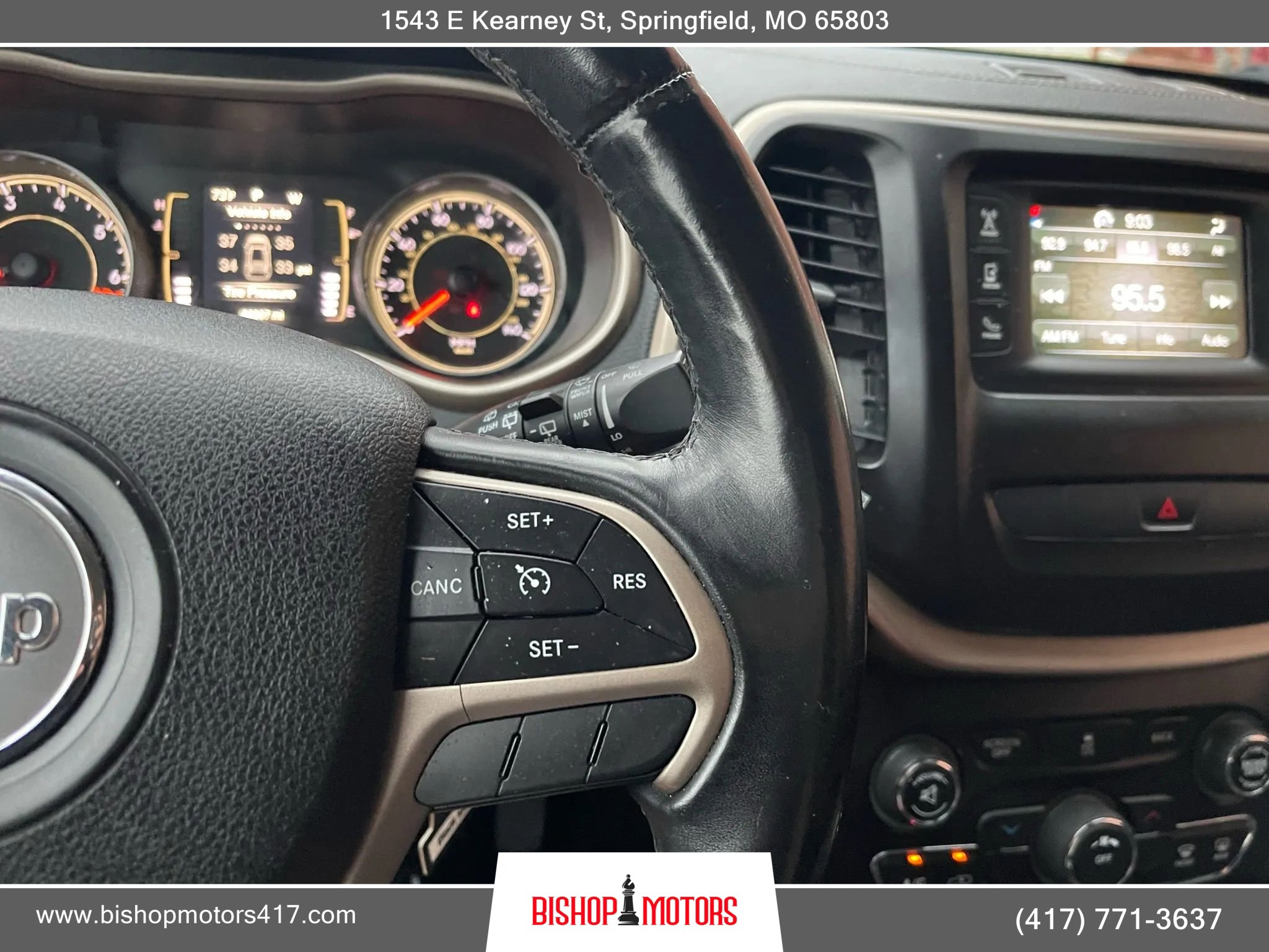 Used 2014 Jeep Cherokee Latitude image 23