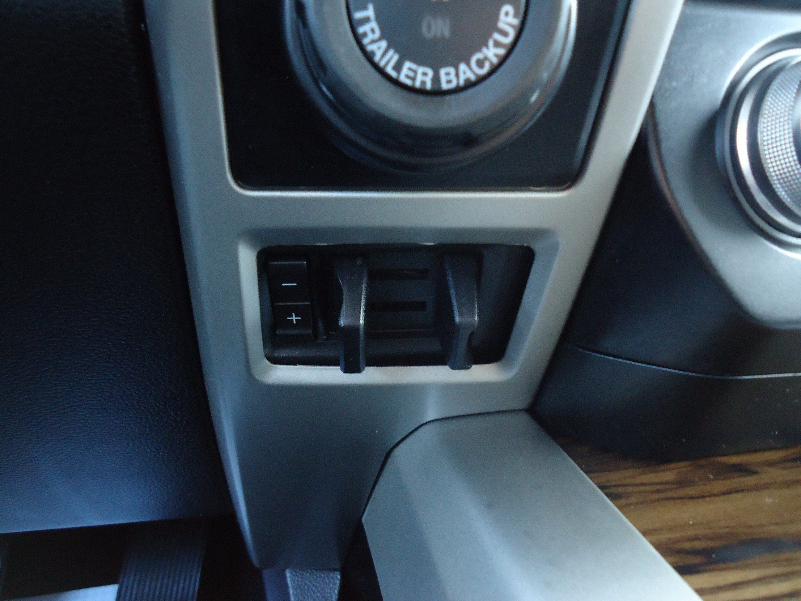 Used 2019 Ford F150 Lariat w/ Equipment Group 502A Luxury AWD/4WD image 22