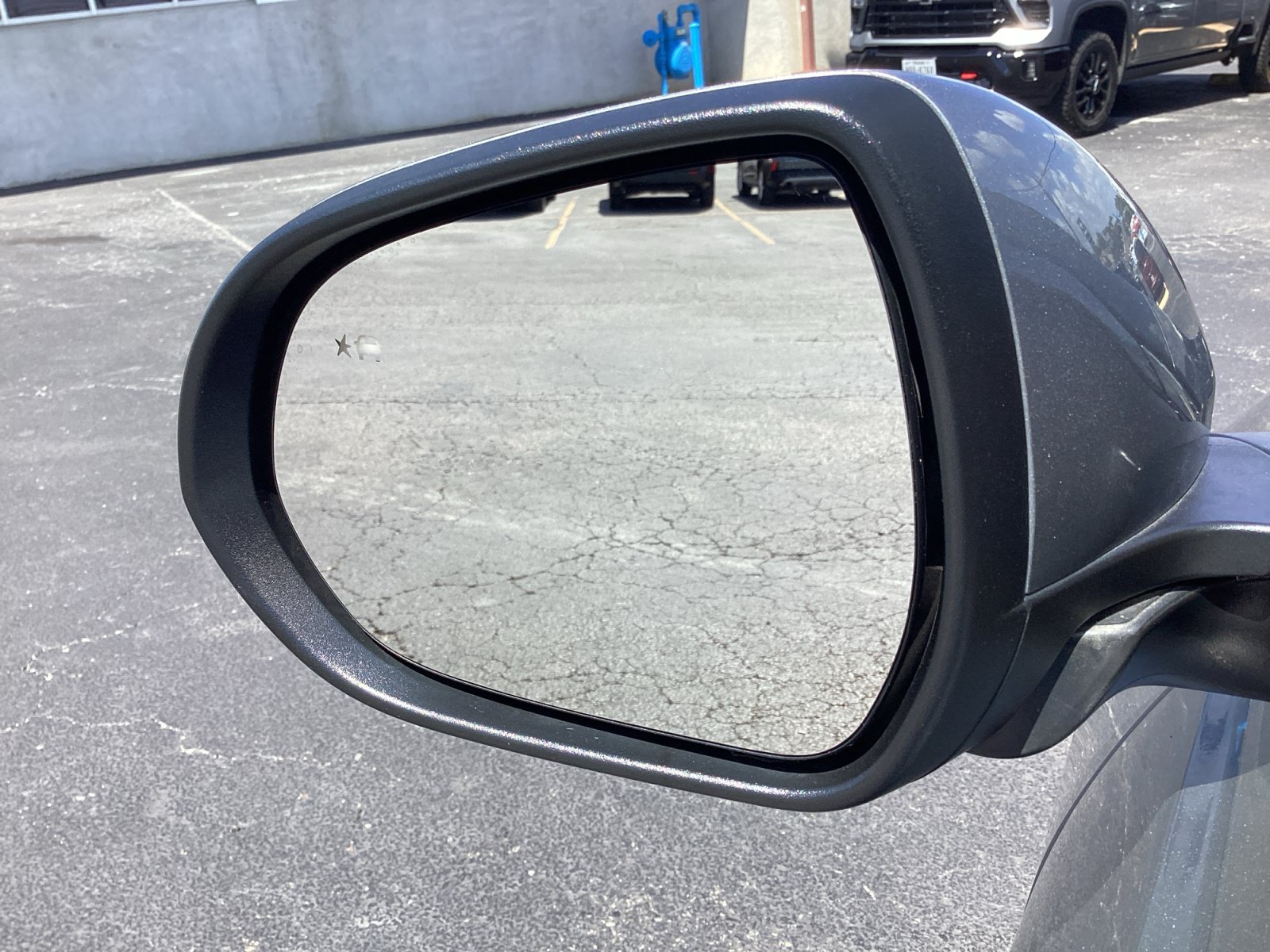 Used 2025 Buick Encore GX Preferred FWD image 30