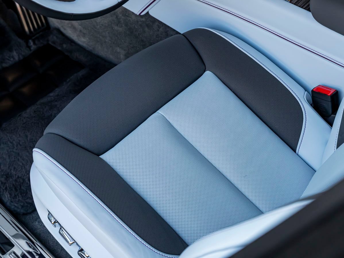 Certified 2026 Rolls-Royce Ghost Extended Wheelbase AWD/4WD image 37