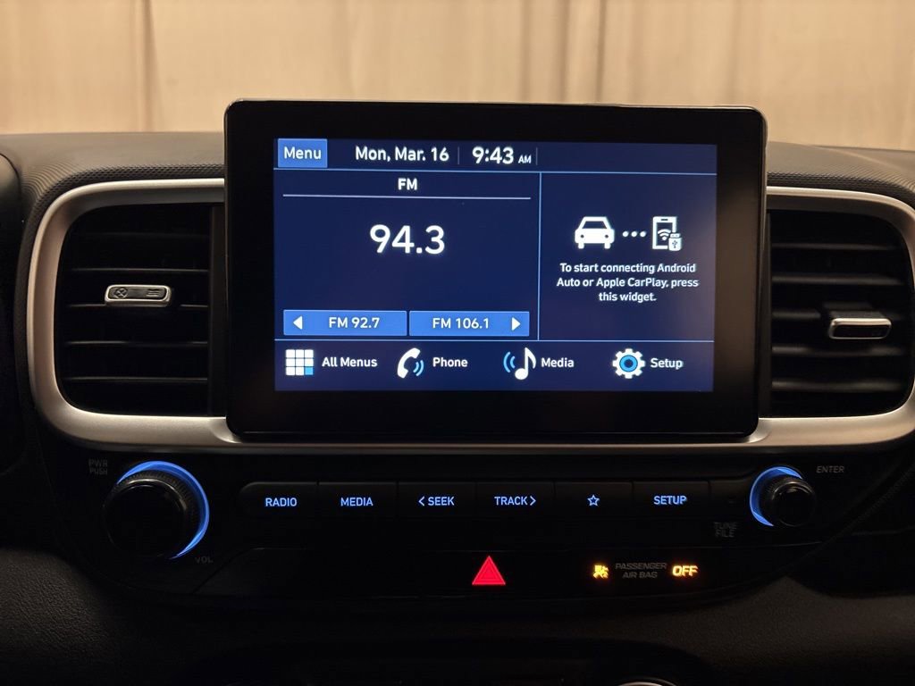 Certified 2026 Hyundai Venue SE image 17