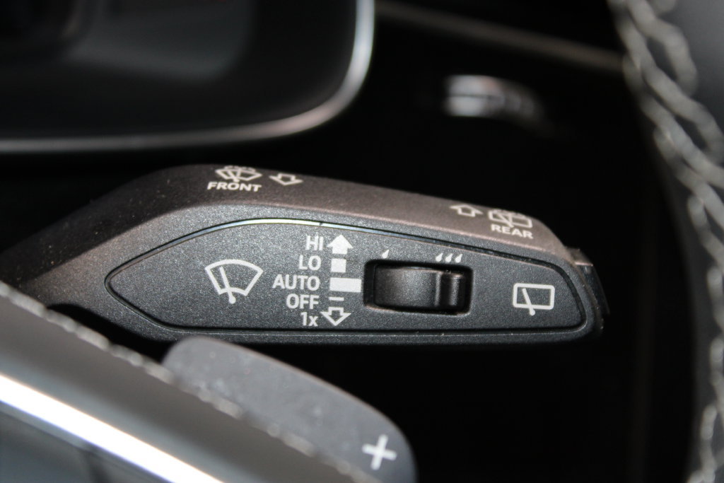 Used 2023 Audi Q8 Premium w/ Convenience Package AWD/4WD image 23