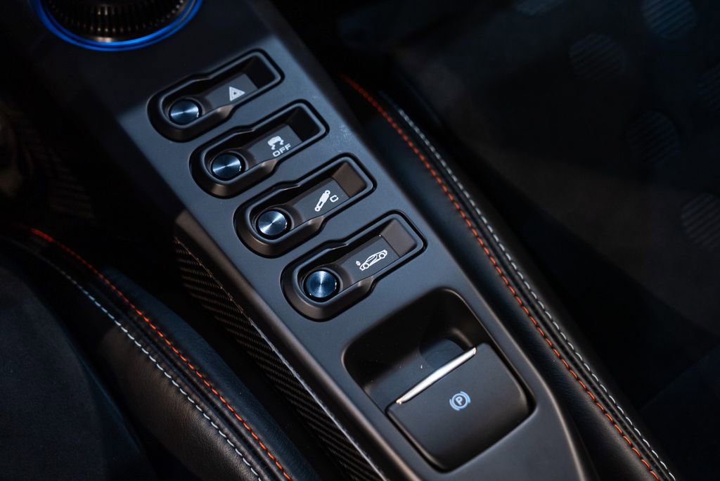 Used 2020 Ford GT Heritage Edition image 47