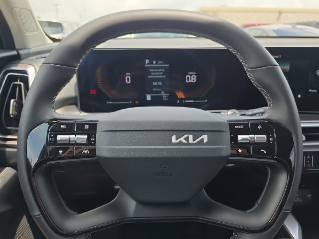 New 2026 Kia Sorento LX FWD image 9