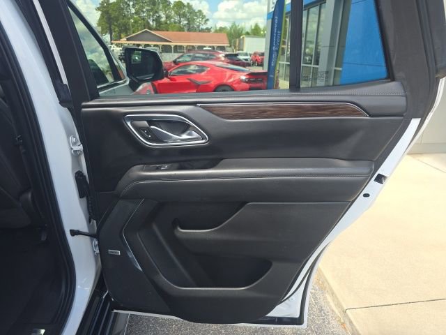 Used 2023 Chevrolet Tahoe LT w/ Luxury Package image 45