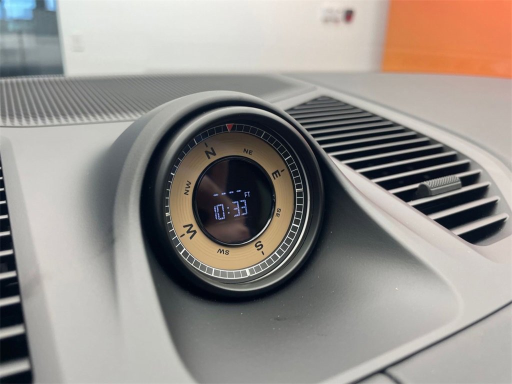 Used 2026 Porsche Cayenne S image 12