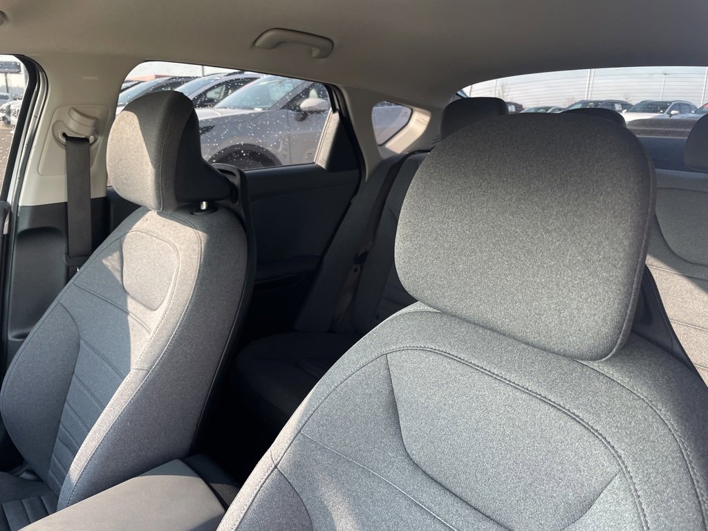 Certified 2025 Kia K4 EX image 21