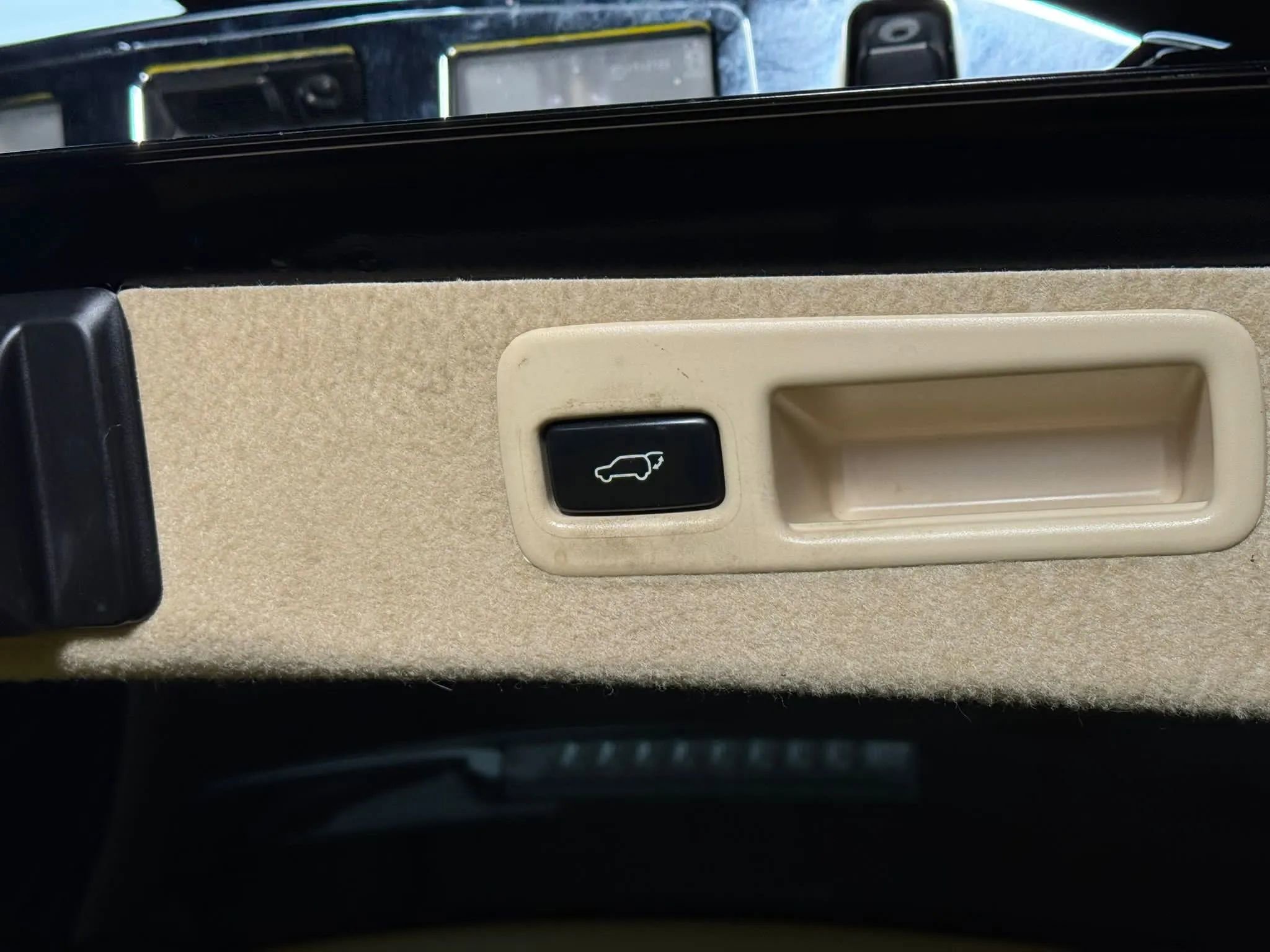 Used 2012 Lexus RX 350 RX 350 Sport Utility 4D image 27