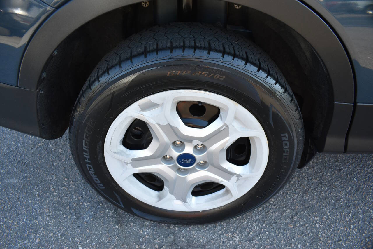 Used 2019 Ford Escape S FWD image 40