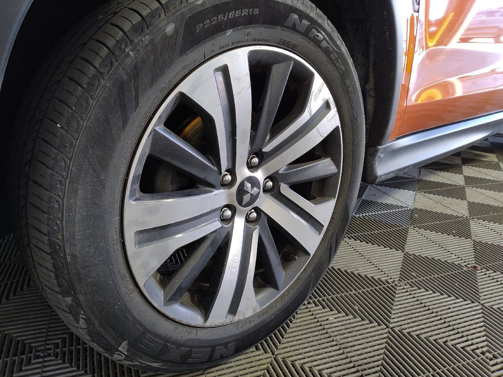 Used 2020 Mitsubishi Outlander Sport ES FWD image 31