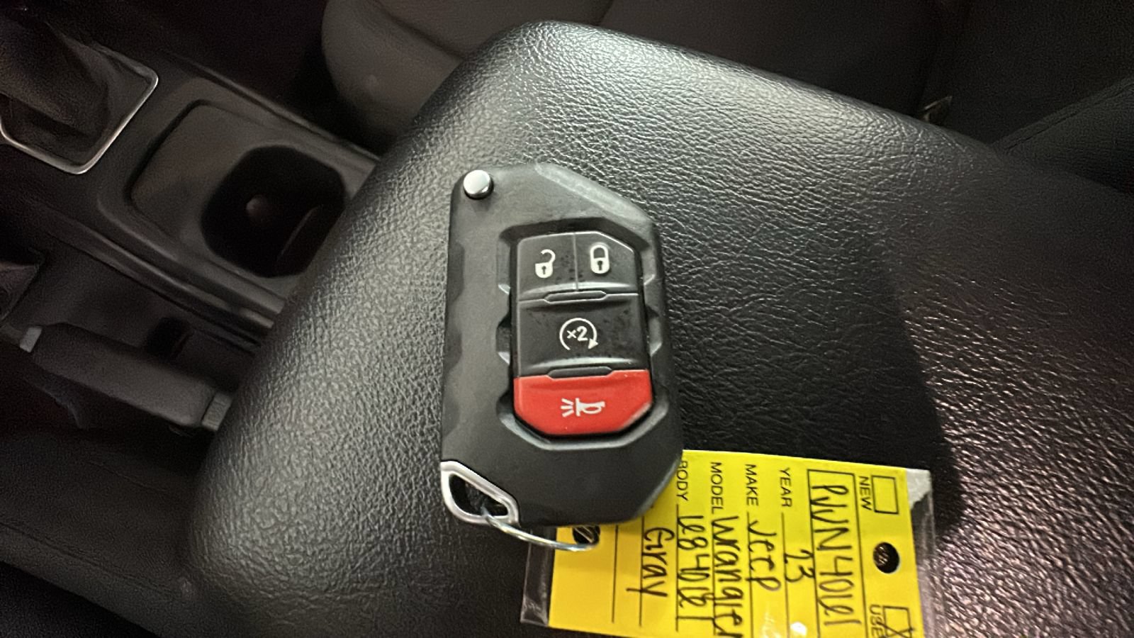 Used 2023 Jeep Wrangler Unlimited w/ Cold Weather Group AWD/4WD image 24