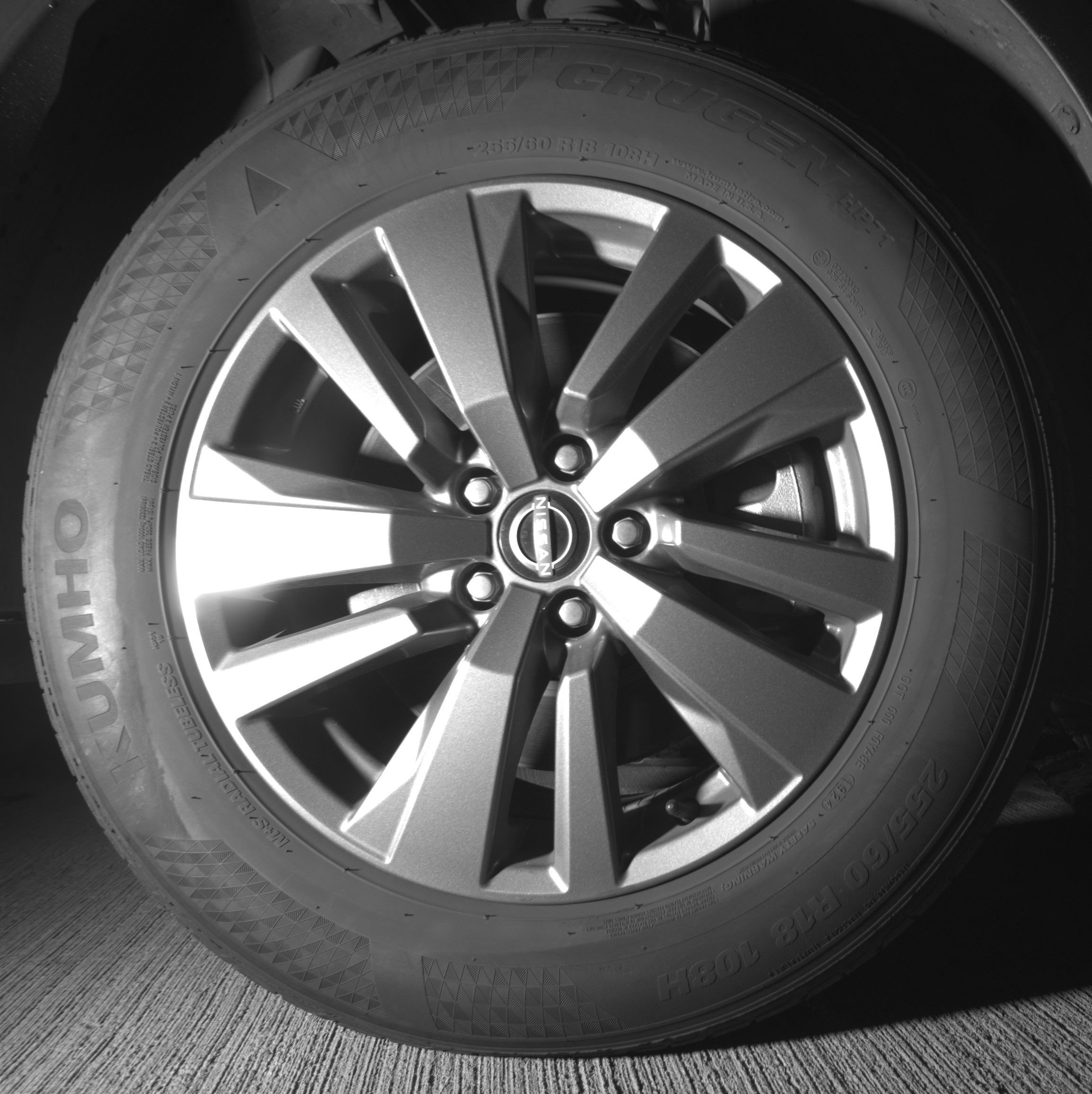 Used 2024 Nissan Pathfinder S FWD image 13