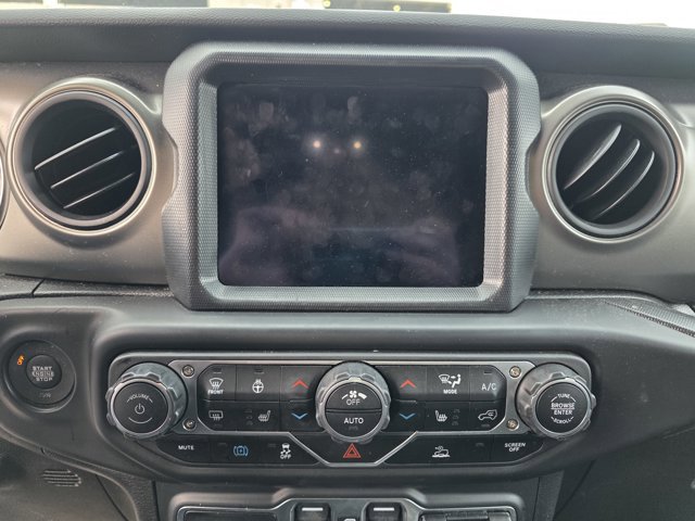 Used 2023 Jeep Wrangler Unlimited w/ Sun & Screen Package image 6