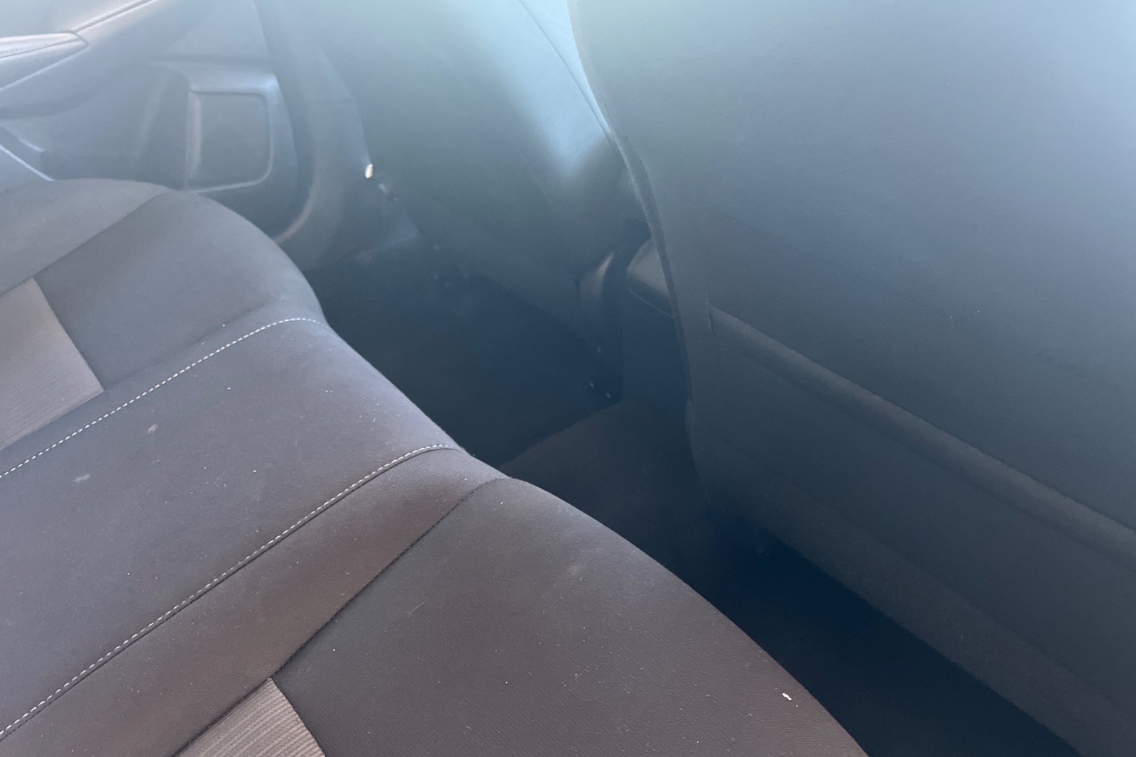 Used 2024 Nissan Sentra SV FWD image 25