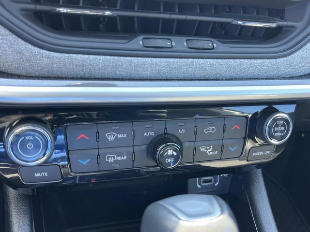 Used 2022 Jeep Compass Latitude w/ Convenience Group image 34