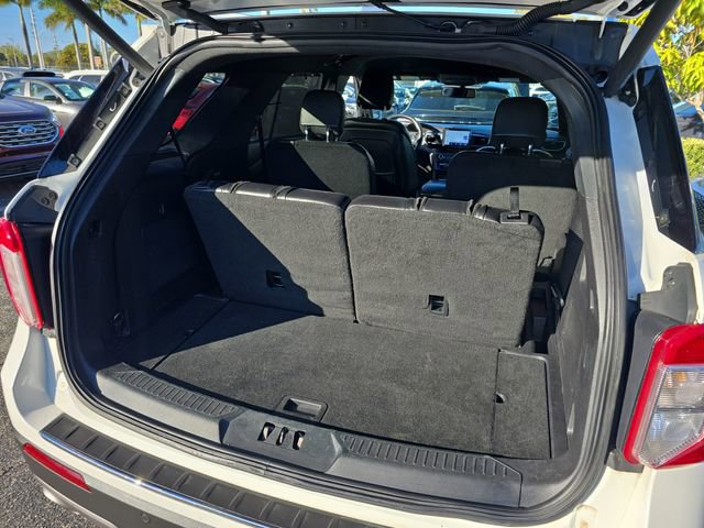 Used 2020 Ford Explorer Limited image 6