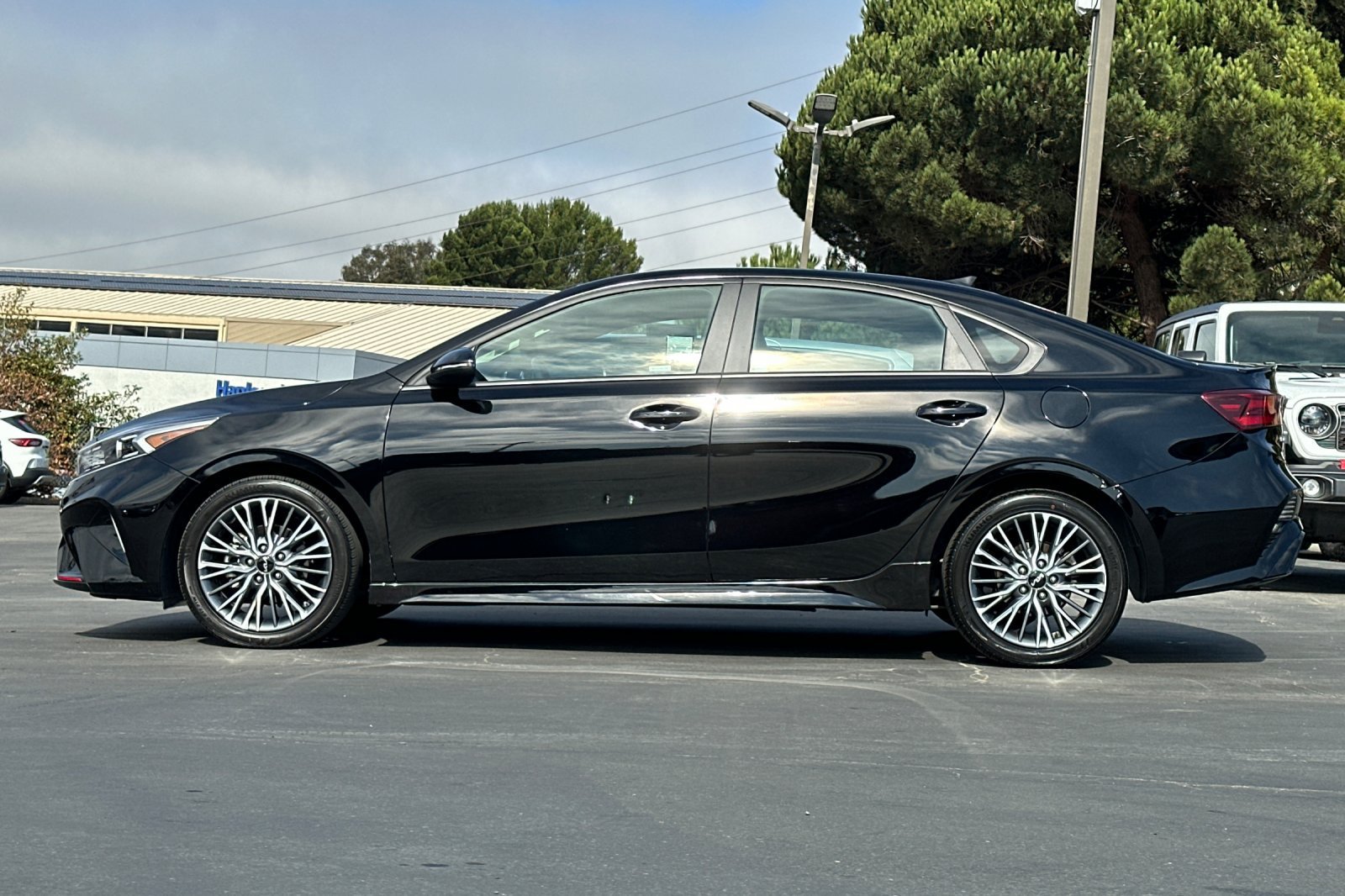 Certified 2023 Kia Forte GT-Line FWD image 10