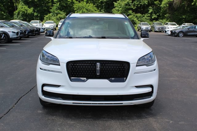 Certified 2024 Lincoln Aviator Reserve w/ Jet Package AWD/4WD image 11