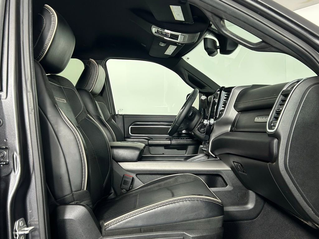 Used 2022 RAM 2500 Laramie w/ Night Edition image 11