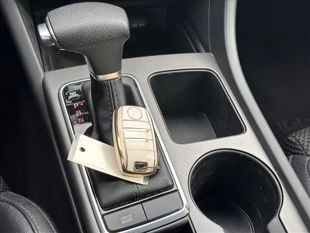 Used 2020 Kia Optima S image 29