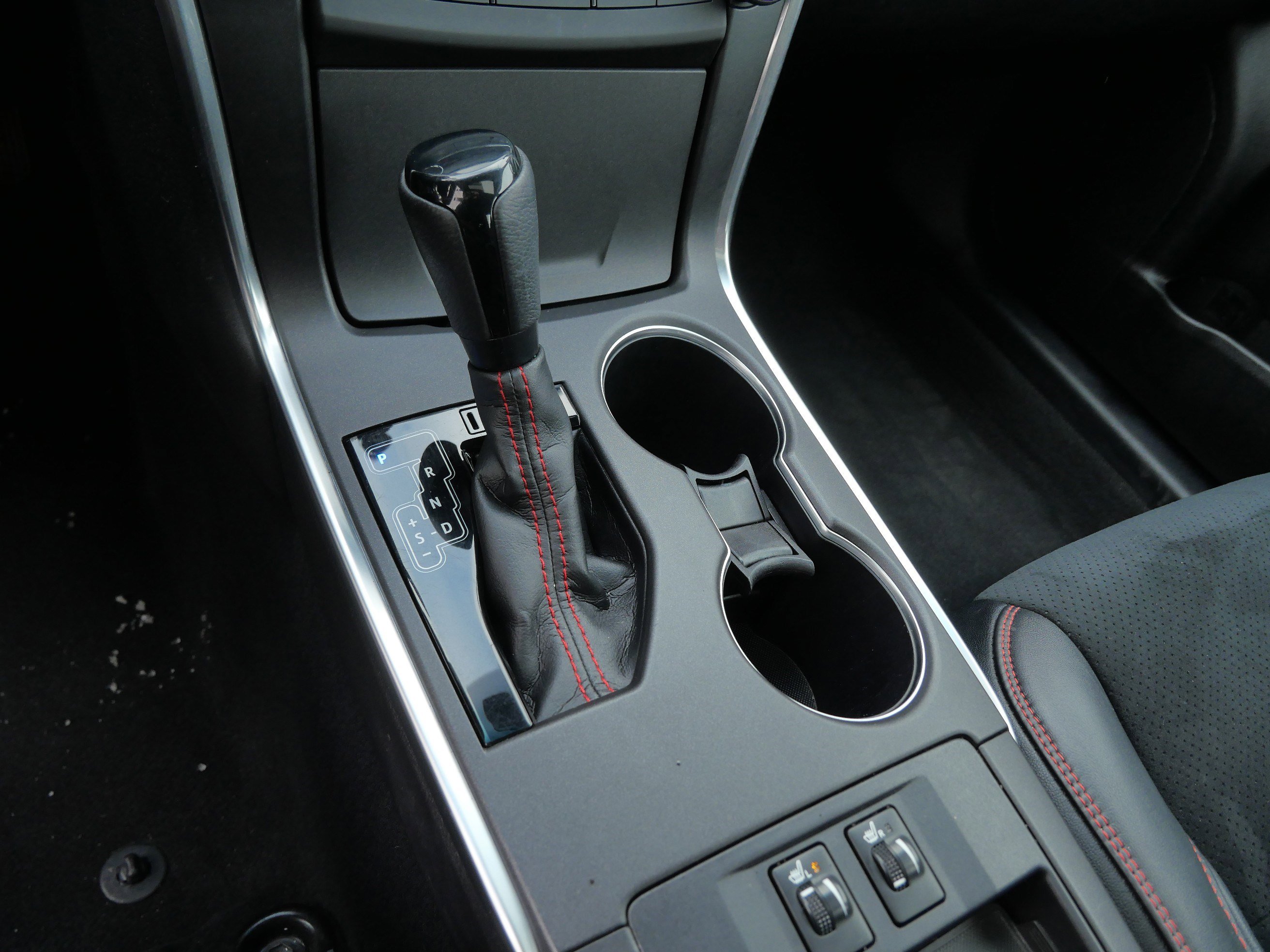 Certified 2017 Toyota Camry XSE image 25