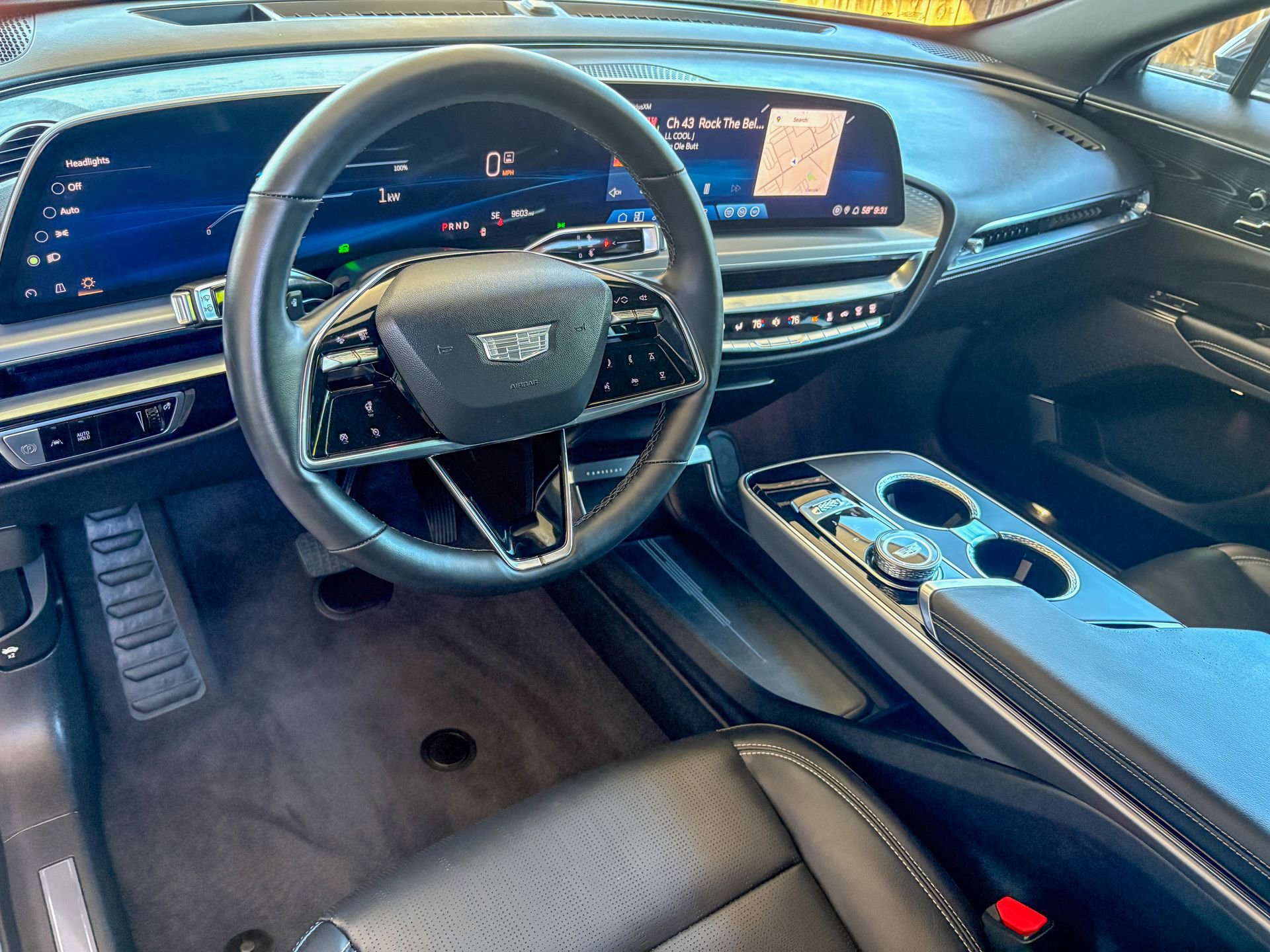 Used 2024 Cadillac Lyriq Luxury RWD image 22