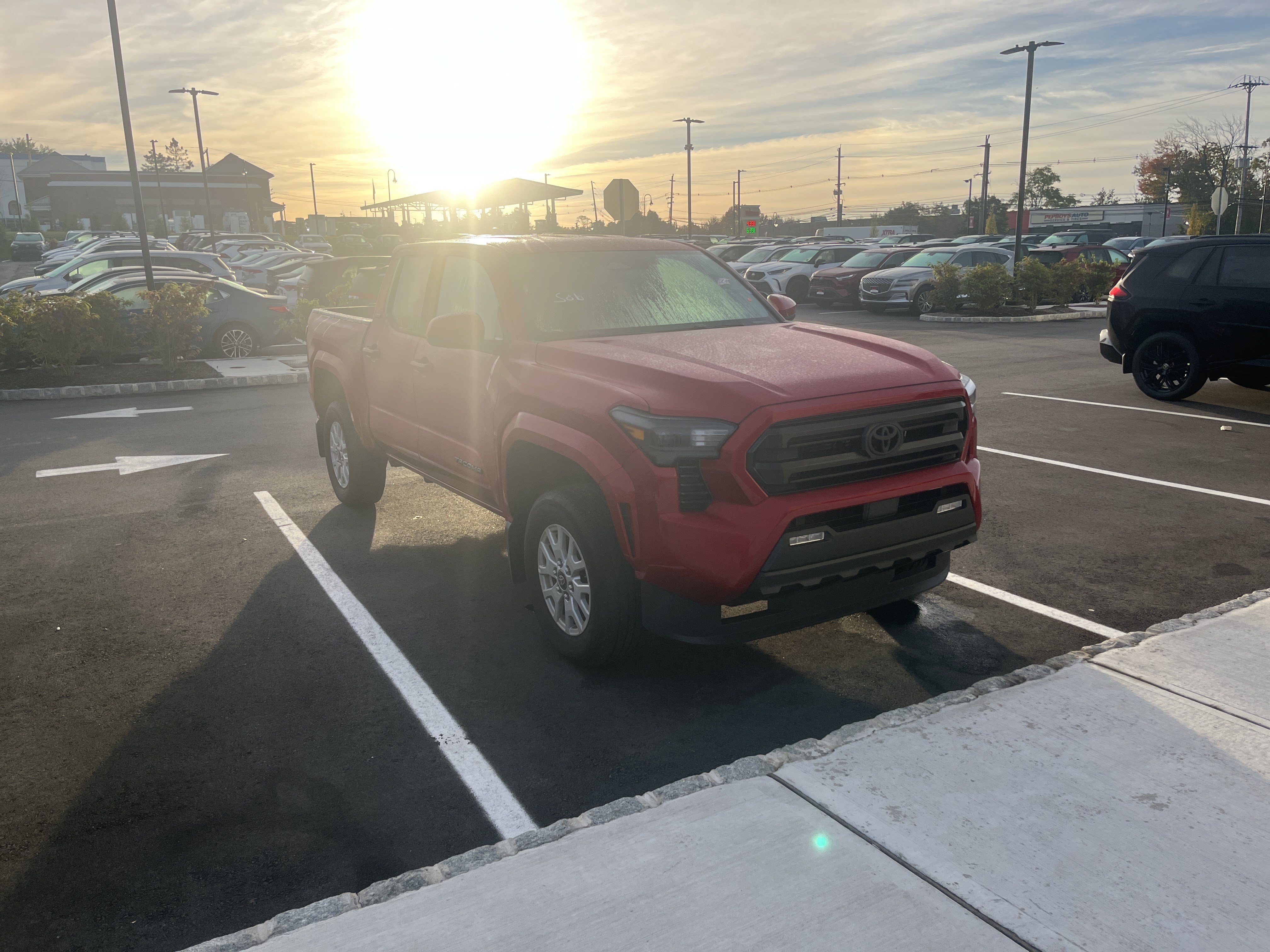 Certified 2026 Toyota Tacoma SR5 AWD/4WD image 2