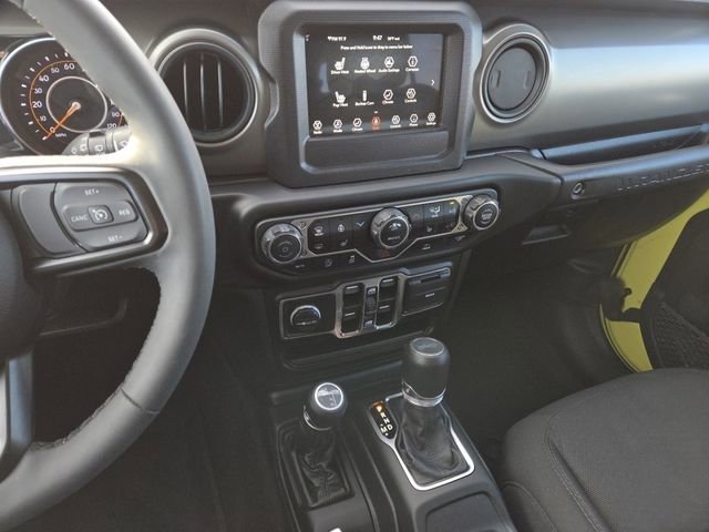 Used 2023 Jeep Wrangler Sport S image 34