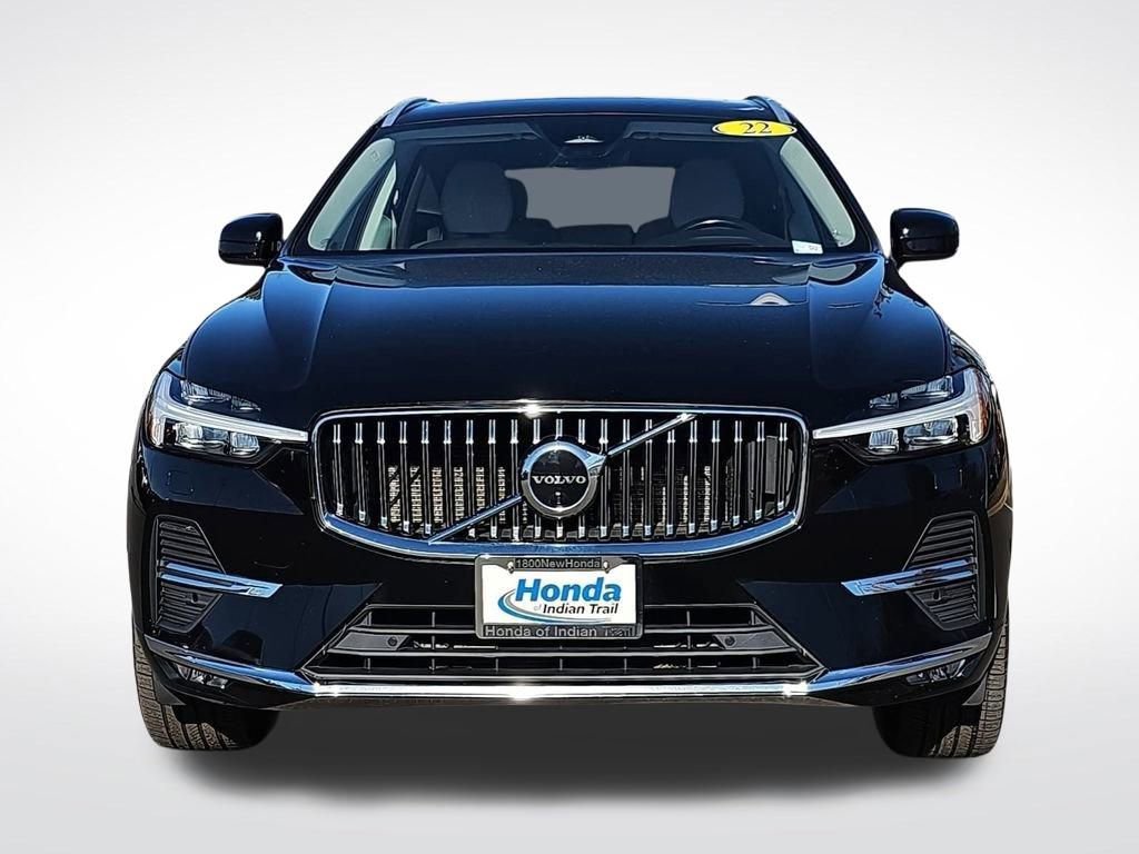 Used 2022 Volvo XC60 B5 Inscription w/ Advanced Package image 2