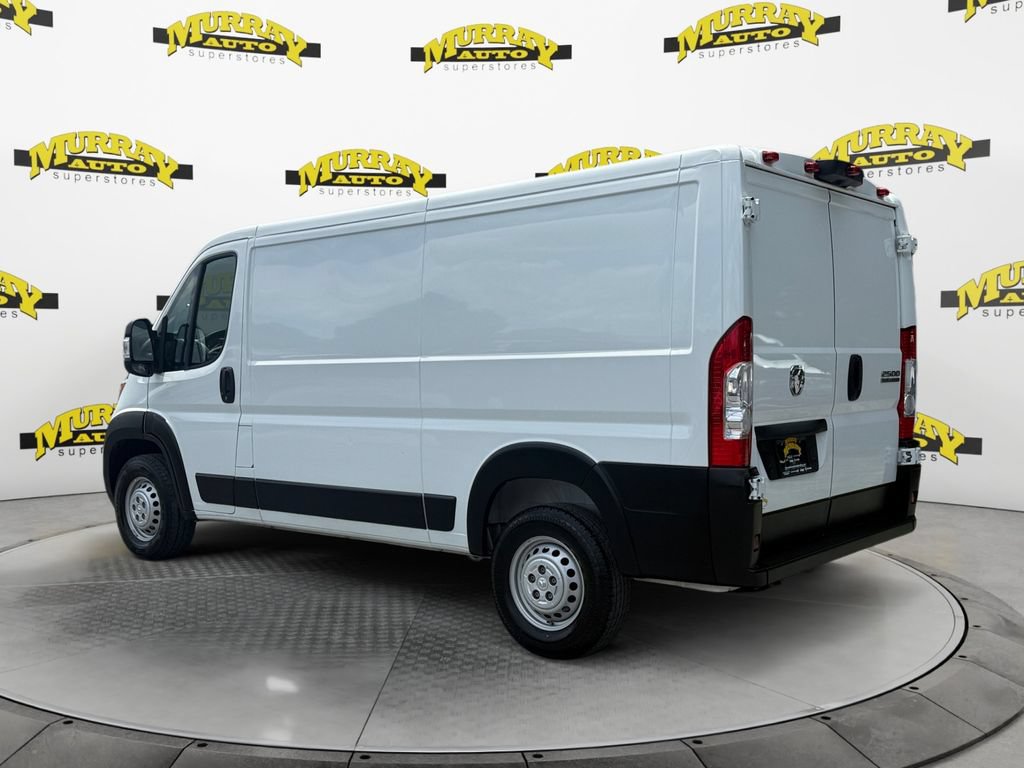 Used 2025 RAM ProMaster 2500 w/ Convenience Group FWD image 3