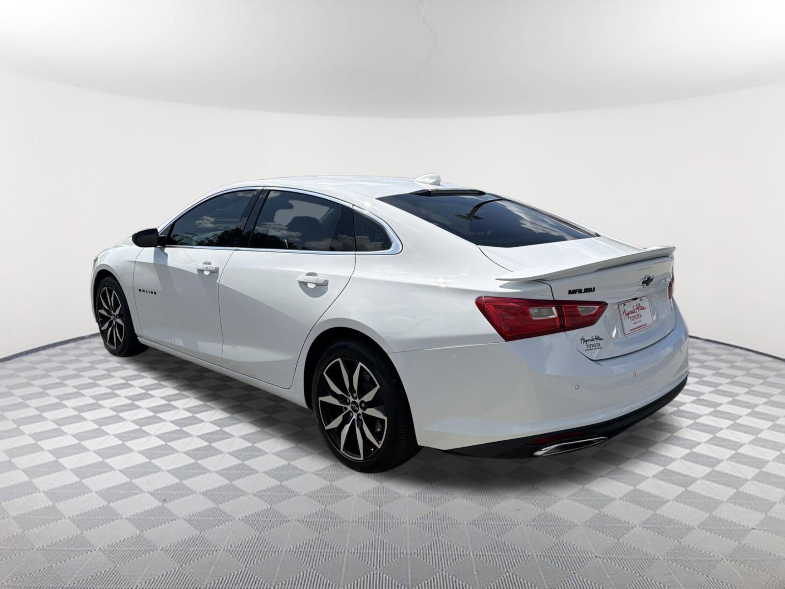 Used 2024 Chevrolet Malibu RS FWD image 15