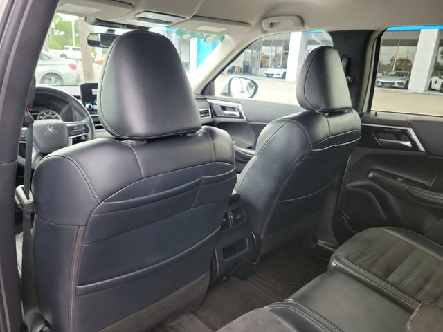 Used 2024 Mitsubishi Outlander SE FWD image 14