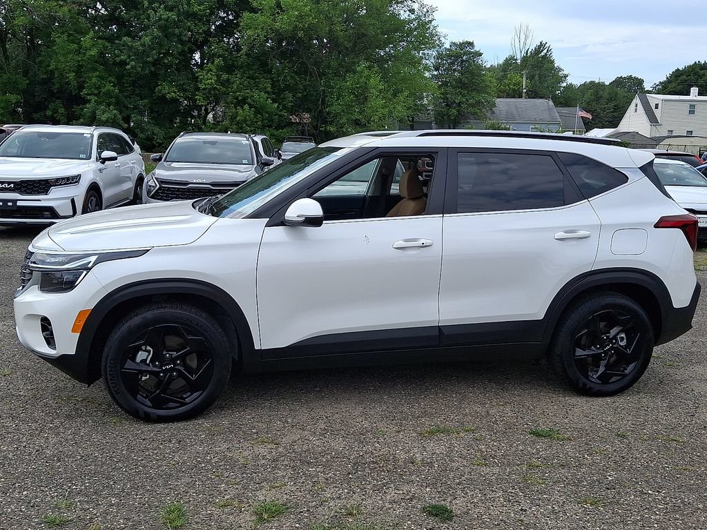 Certified 2026 Kia Seltos EX w/ EX Sunroof Package AWD/4WD image 4