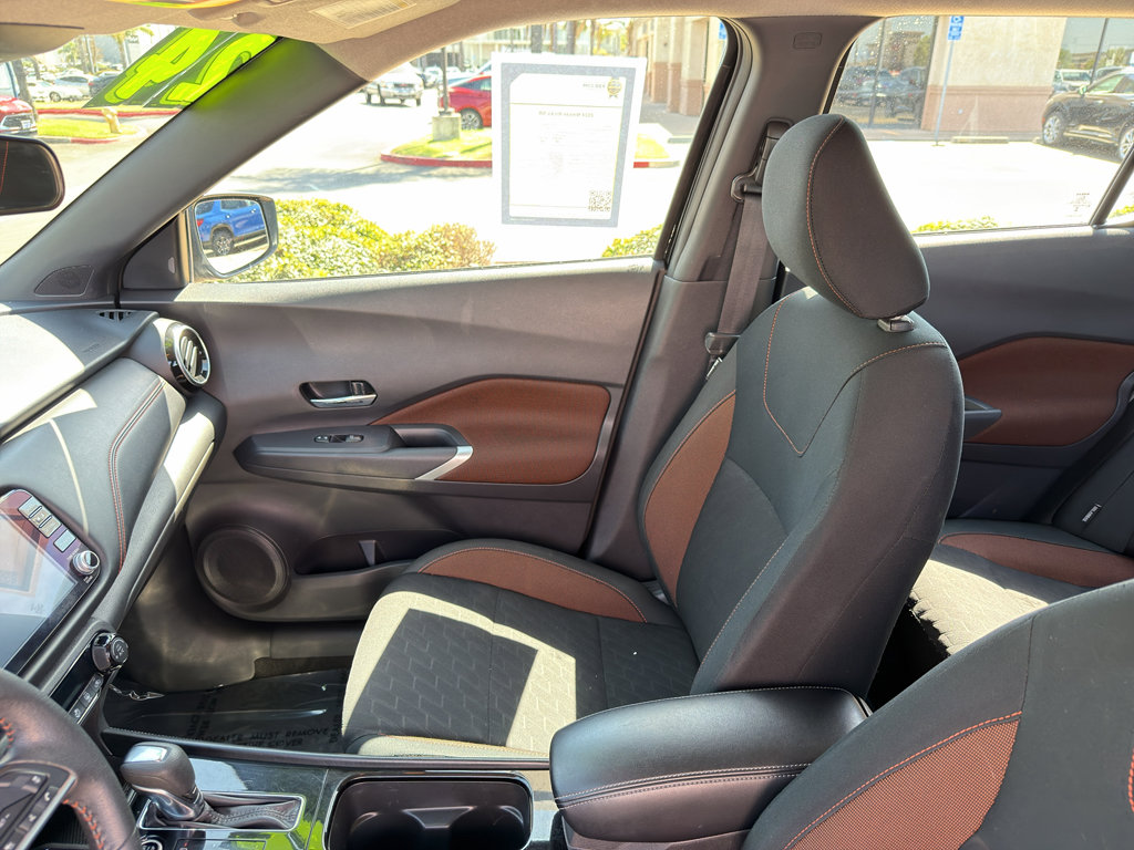 Used 2024 Nissan Kicks SR FWD image 15