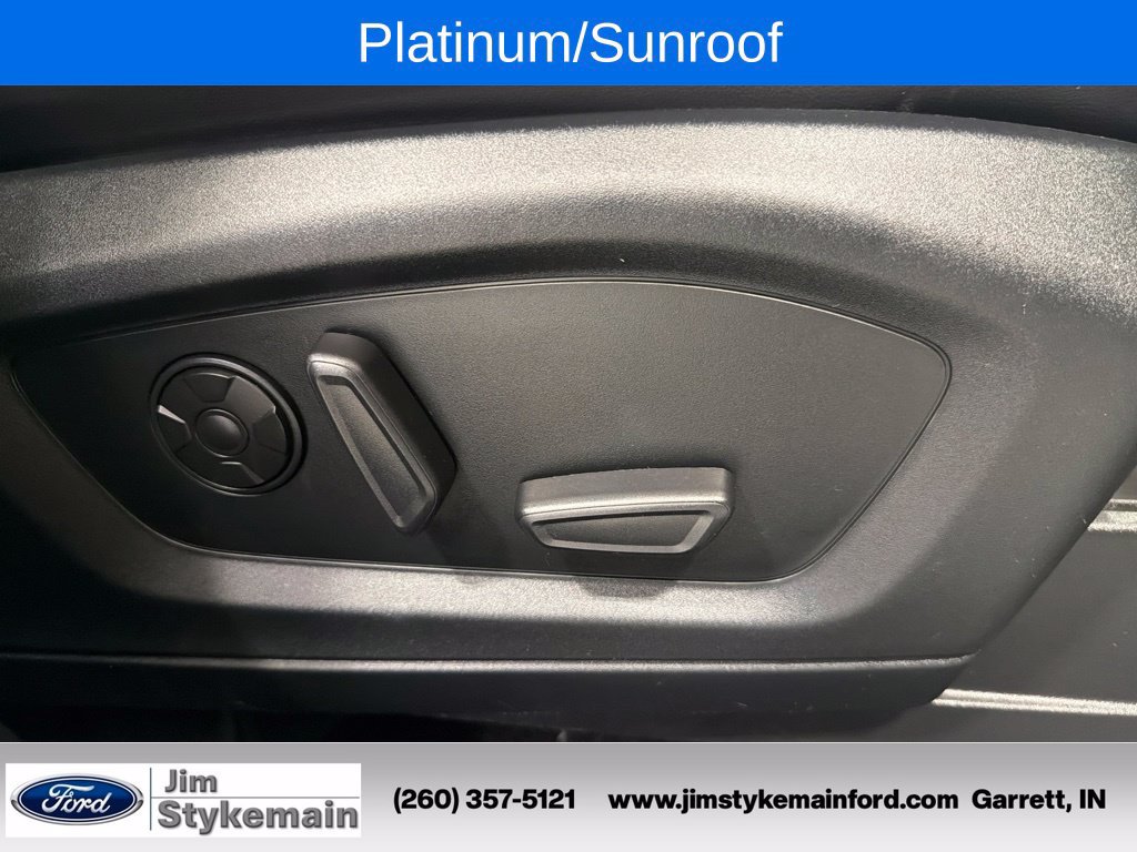 Used 2021 Ford Explorer Platinum w/ Equipment Group 601A AWD/4WD image 40