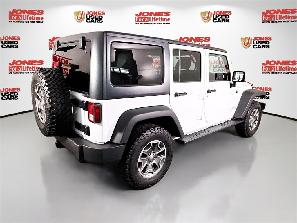 Used 2017 Jeep Wrangler Unlimited Rubicon w/ Connectivity Group image 14