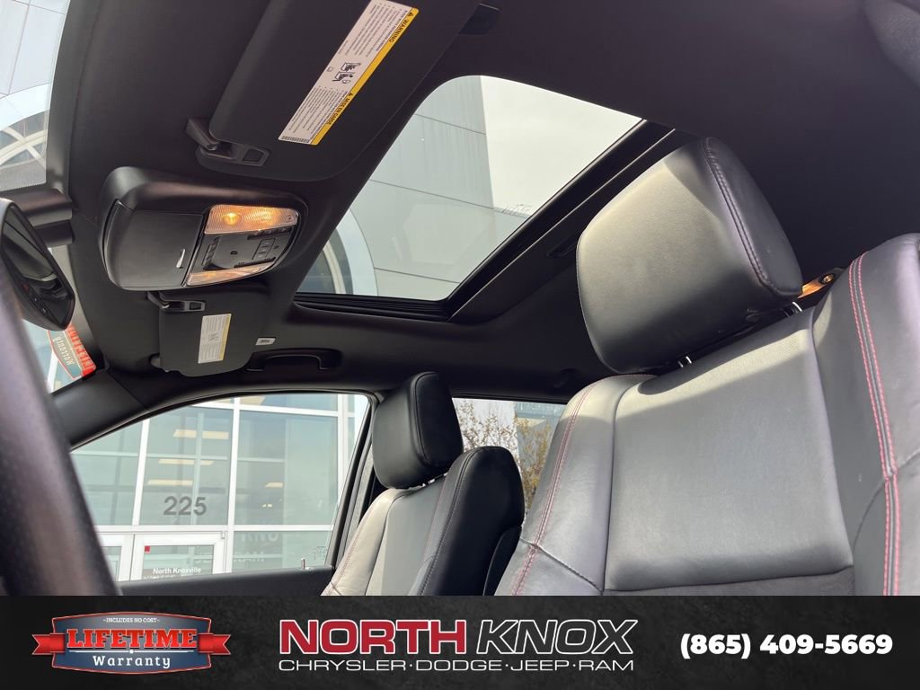 Used 2022 Dodge Durango R/T w/ Trailer Tow Group IV AWD/4WD image 12