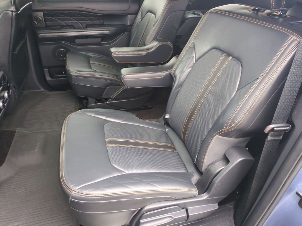 Used 2022 Ford Expedition Max Platinum AWD/4WD image 19